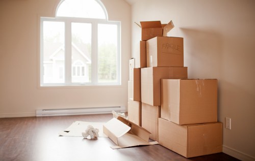 Commercial moving truck support for Hackney businesses