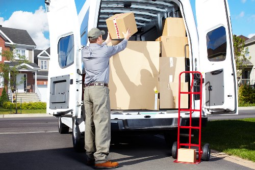Hackney packing and boxes service for residential and commercial moves